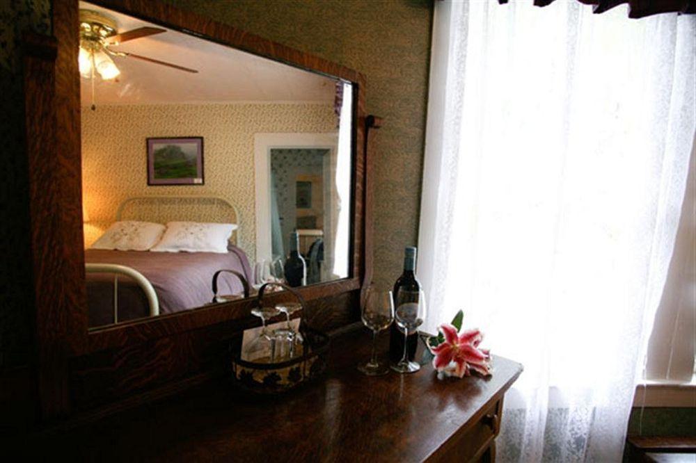 The Historic Requa Inn คลาแมธ ภายนอก รูปภาพ