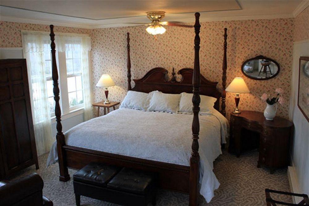 The Historic Requa Inn คลาแมธ ภายนอก รูปภาพ