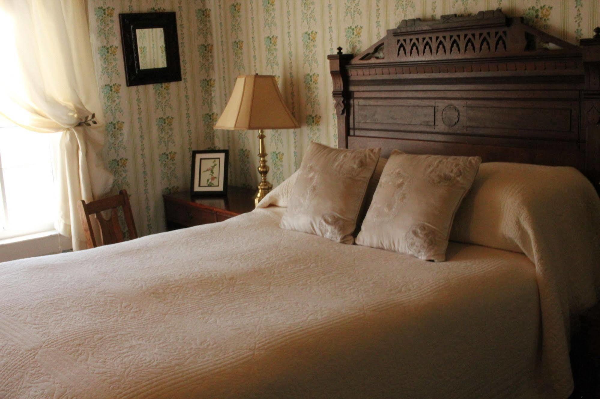 The Historic Requa Inn คลาแมธ ภายนอก รูปภาพ